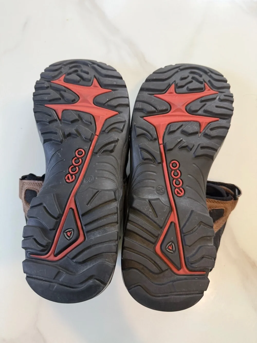 Ecco Men's Brown & Black Adjustable Leather Sandals size 45